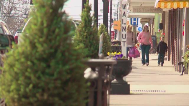 Locals Shop Small For Opportunity to Win Gift Certificates