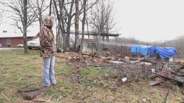 Families cleaning up after EF-0 tornado touches down in Monroe County ...